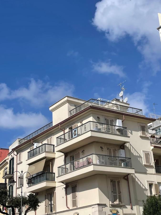 Newhouse Rooftop - Super Penthouse Seaview Nettuno Bagian luar foto